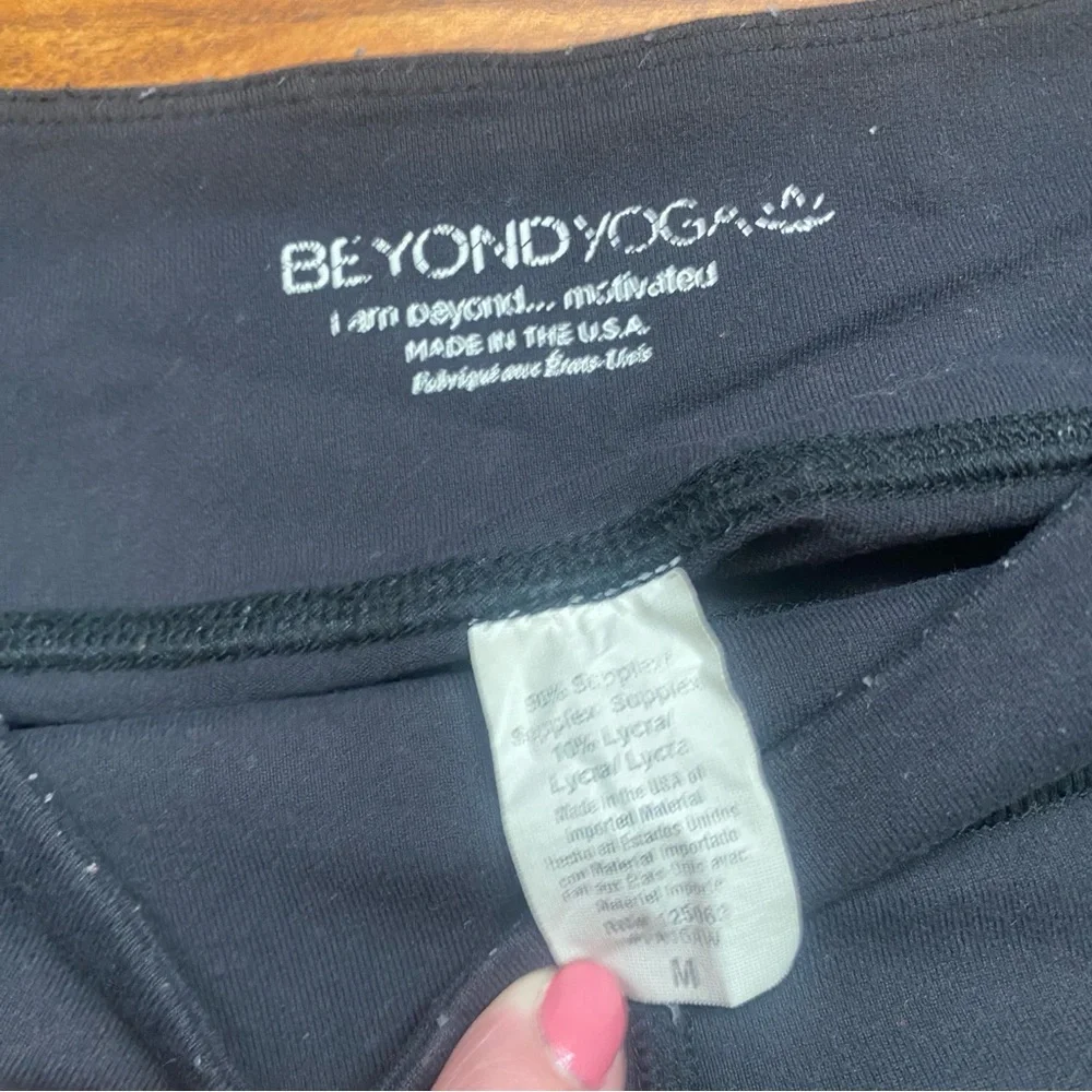 Beyond Yoga Women's Black Lowrise Leggings Size Medium Activewear Pilates Gym - Picture 12 of 16